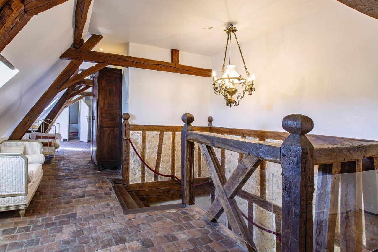 Manoir de la Voute maison d'hôtes Pouillé Extérieur photo