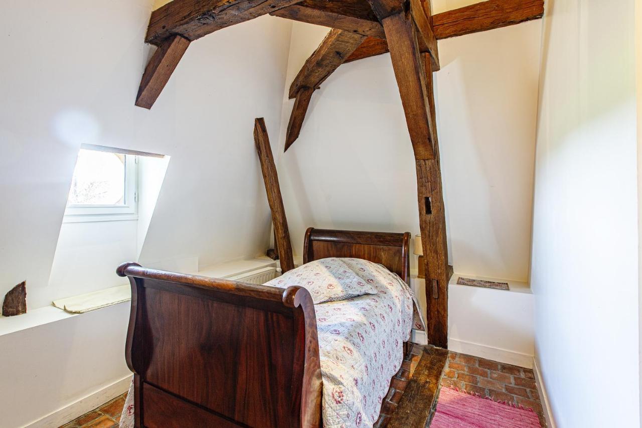 Manoir de la Voute maison d'hôtes Pouillé Extérieur photo